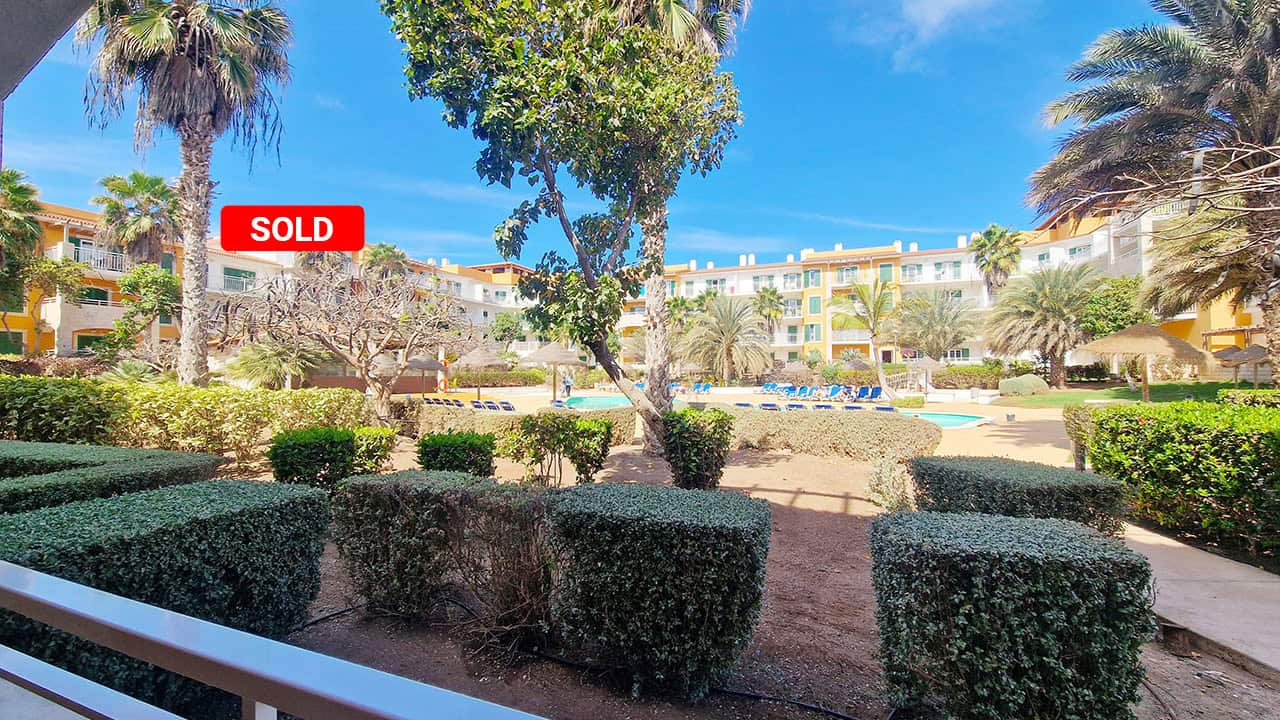 Poolside Vila Verde 1-Bed Apartment for Sale 