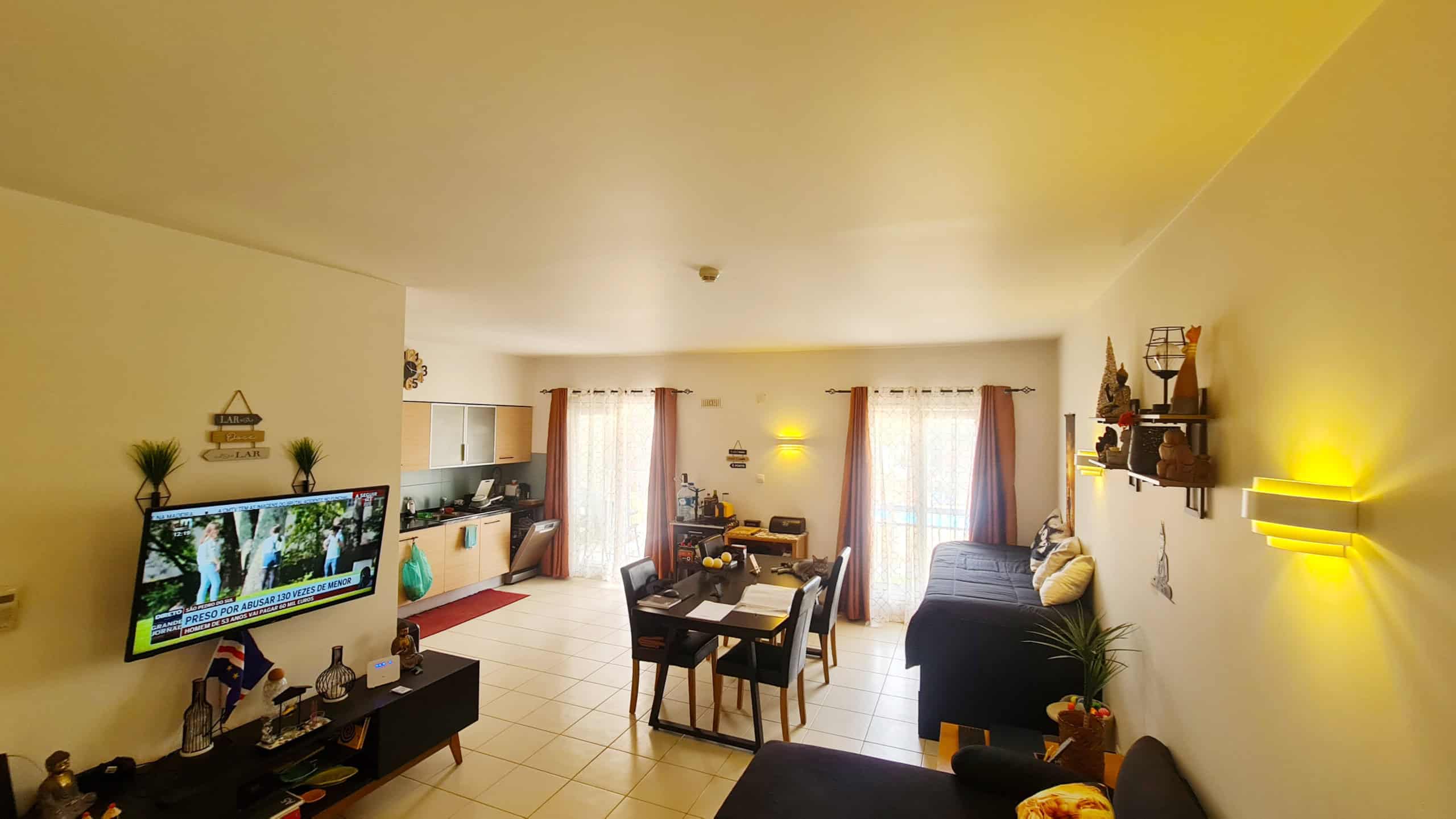 Open Plan Living - Superb 1-Bed Apartment for Sale – Pool View, Vila Verde