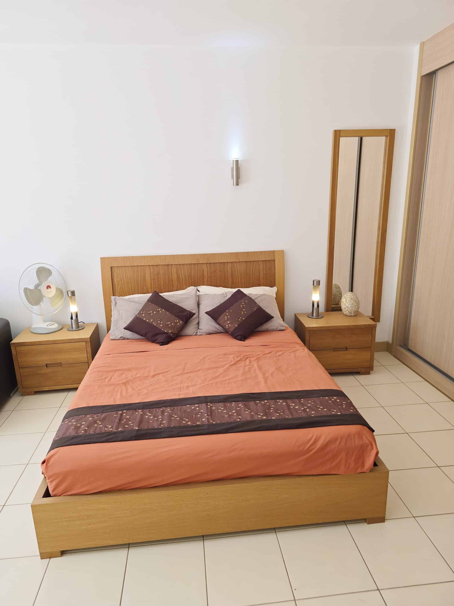 Bedroom Area: Superb Studio for Sale: Vila Verde