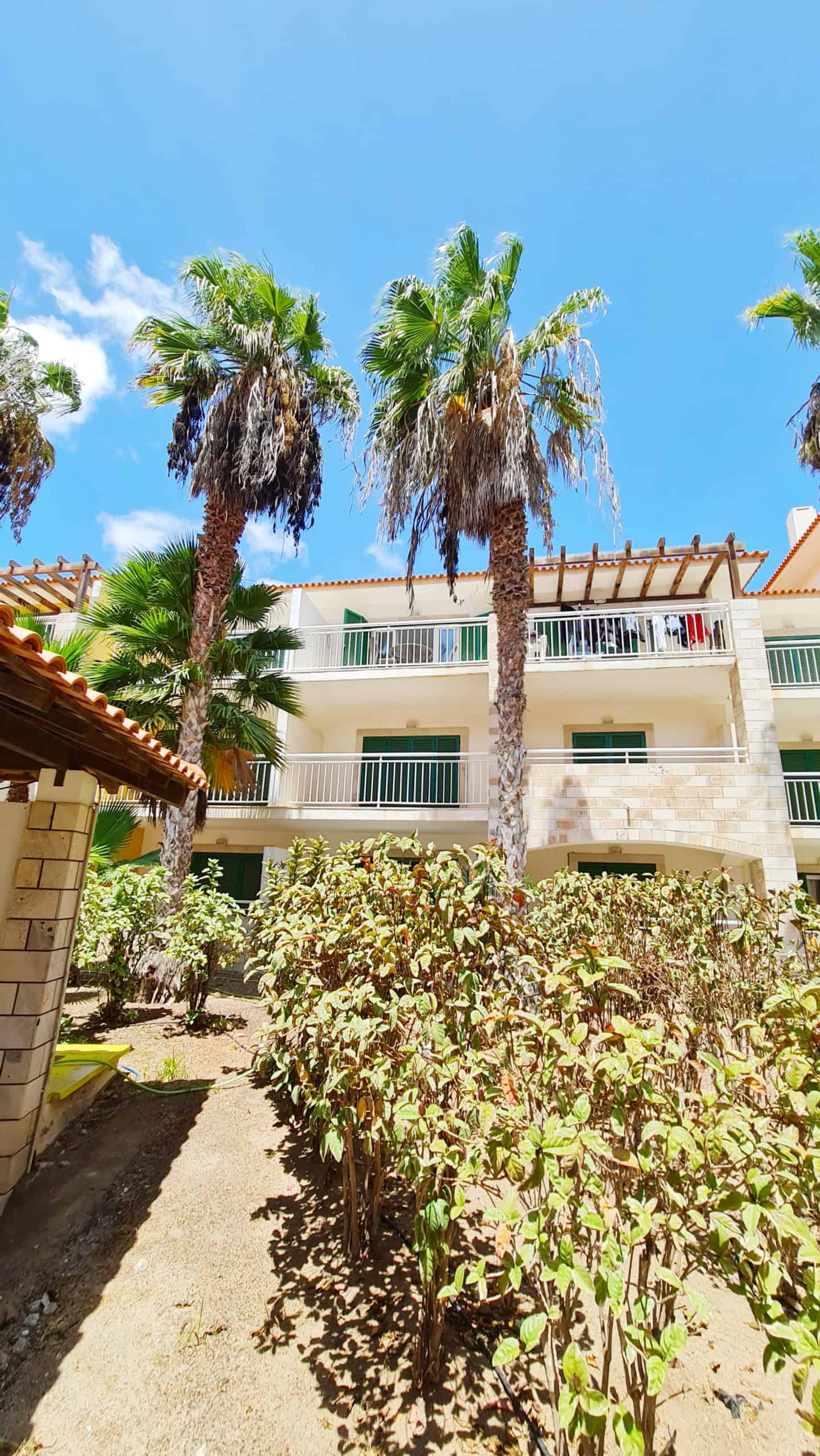 Exterior view: Superb Studio for Sale: Vila Verde