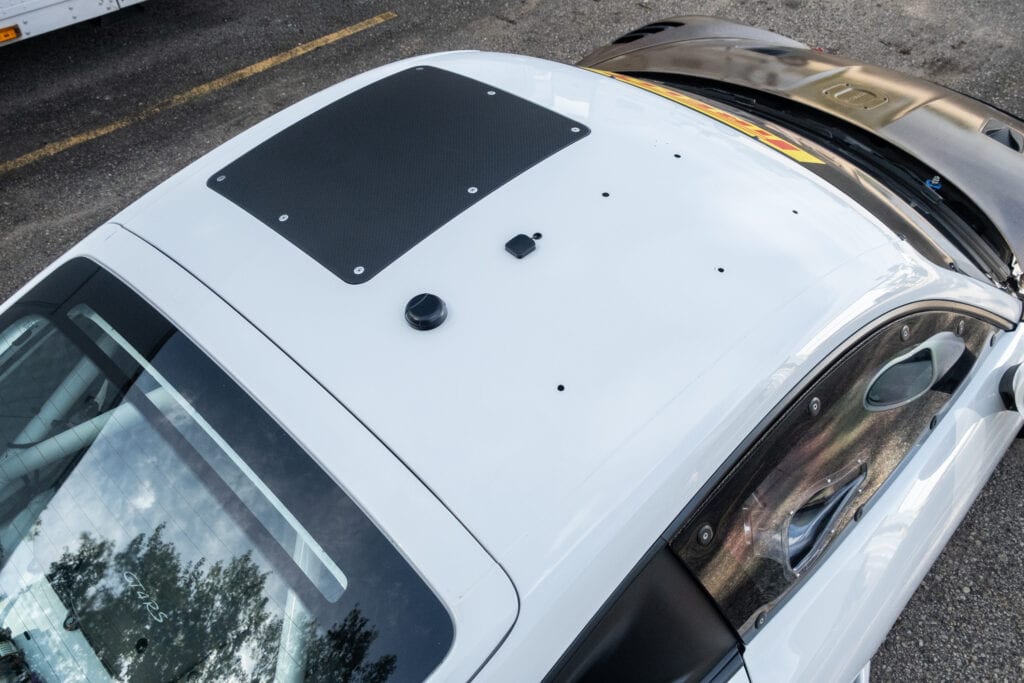 Close-up of the roof with a black panel on a 2023 GT4 Clubsport RS.