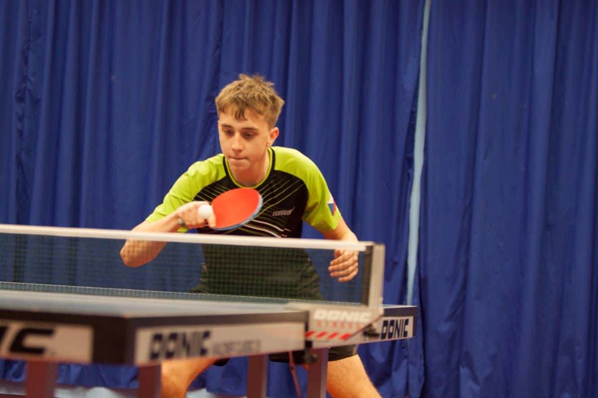 Stolní tenis v Holicích: 49. ročník Velikonočního turnaje prověřil formu i vytrvalost