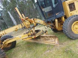 Used 1985 Mitsubishi MG300 Motor Grader - For Sale