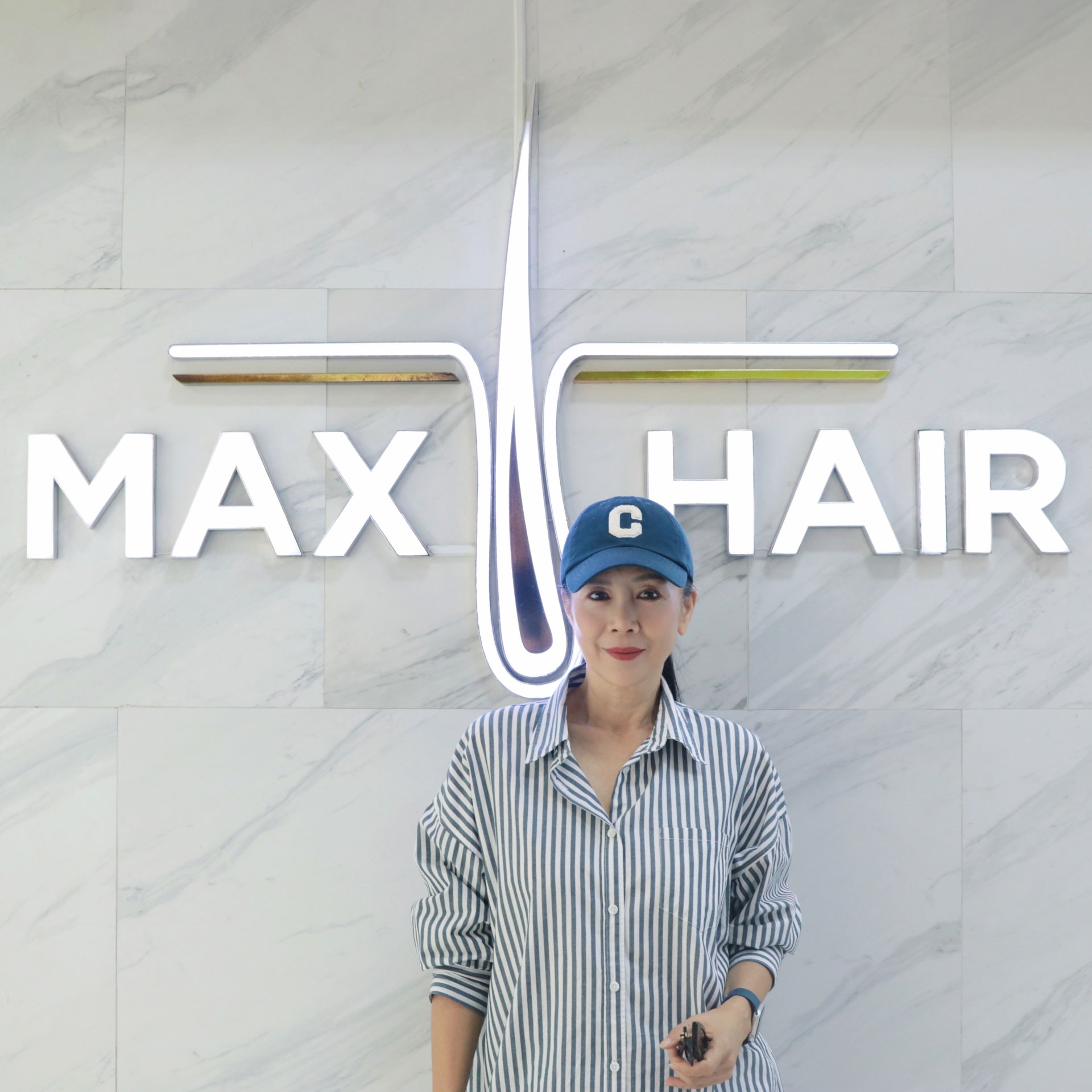 รีวิวปลูกผมดารา - Max Hair (1)
