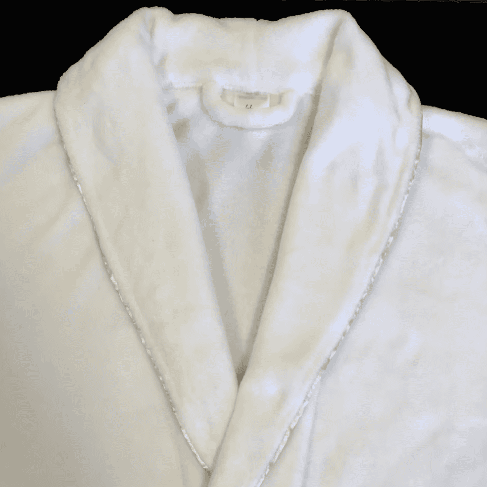 Luxurious Bath Robes - Image 2