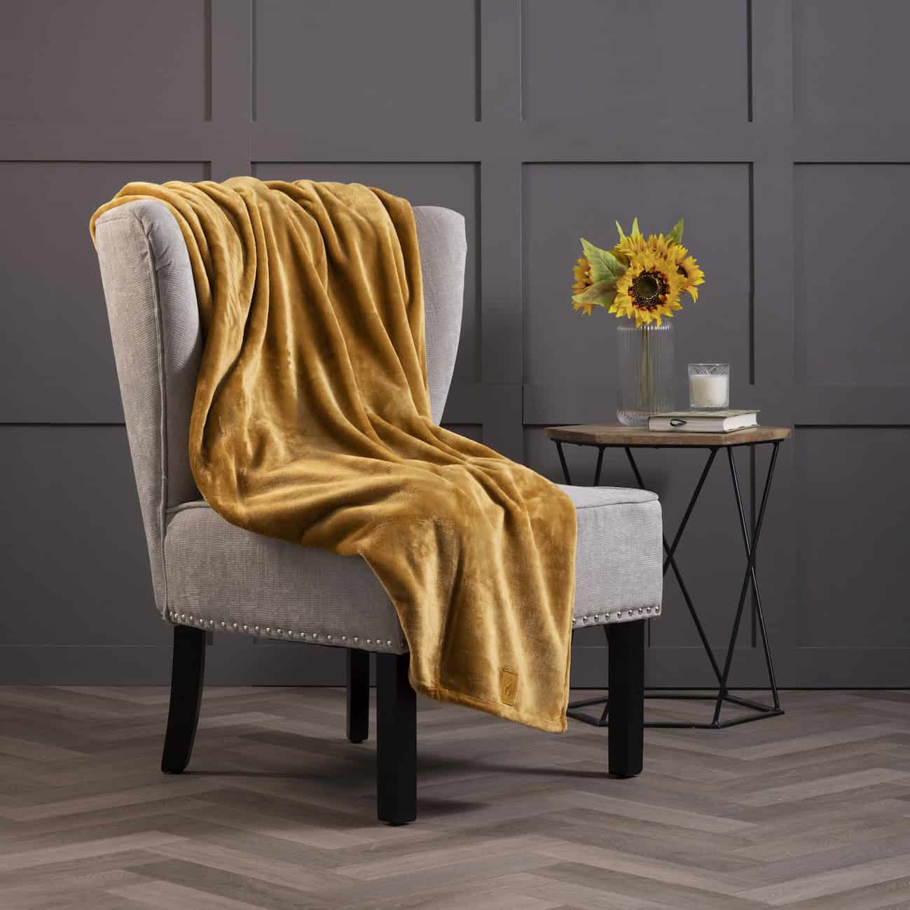1.7 Tog Rated Heat Holder Fleece Blanket Throw