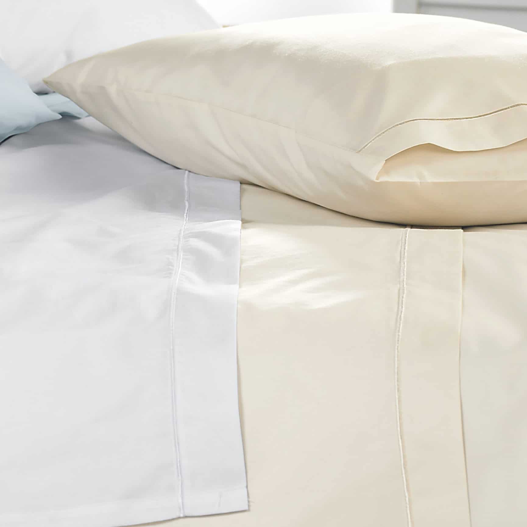 200tc Easy-Care Flat Sheets
