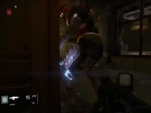 Captura del gameplay de Destiny PS3 mostrando combate entre Guardianes y enemigos alienígenas en un entorno espacial