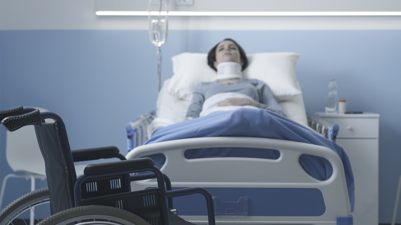Spinal Cord Injury Lawyer in Orland Park, IL - Michael J. Brennan