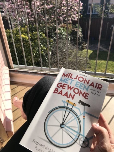 Miljonair met een gewone baan Oeds-Jan Postma. Boeken over geld, anders leven en tips over besparen. 