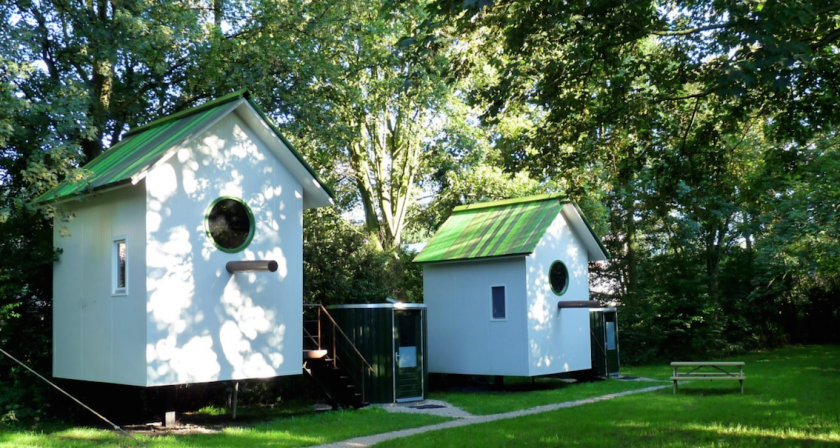 Bijzonder overnachten kinderen in Nederland, vogelhuisje Camping De vreemde Vogel, Vlaardingen