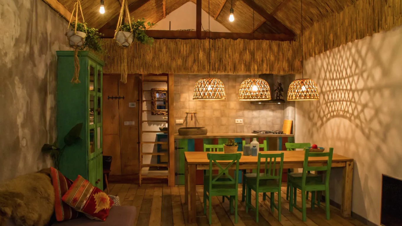 Werelds overnachten in Nederland - Guesthouse balistyle Velsen
