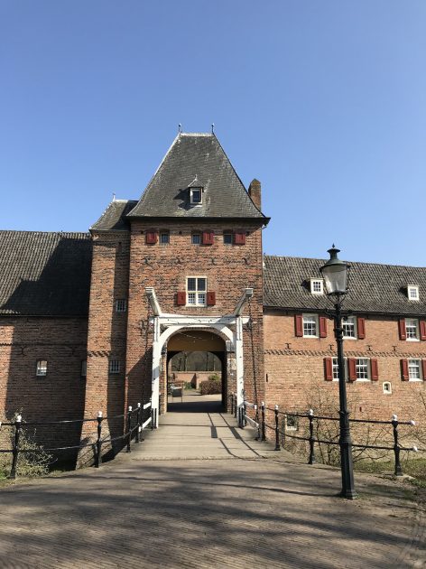 Kasteel Doorwerth, de toegangspoort