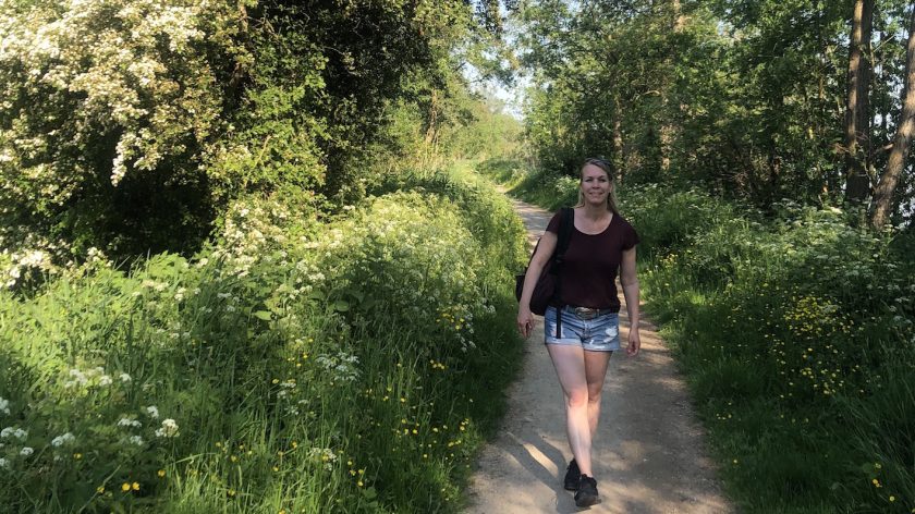 Plassen Oud Loosdrecht, Irene op wandelpad tussen beide plassen