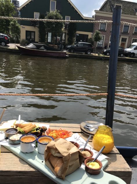 Lot en de walvis Leiden