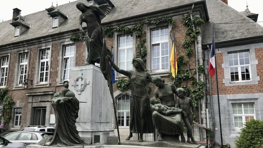 Wat te doen in Dinant - Oorlogsmonument Dinant België