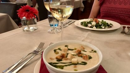 Hotel l'Eau Vive restaurant aspergesoep