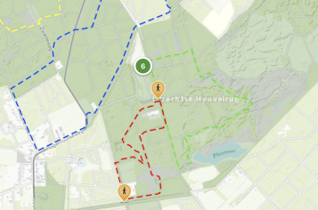Wandelen buiten in de kuil en wandelroute rond de Kasteeltuin
