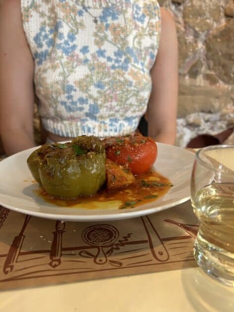 Avli Taverna Agia Galini Kreta gevulde paprika (gemista)