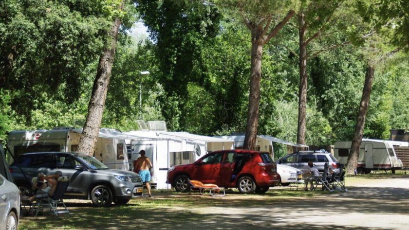 Camping L'Art de Vivre kampeerplaatsen
