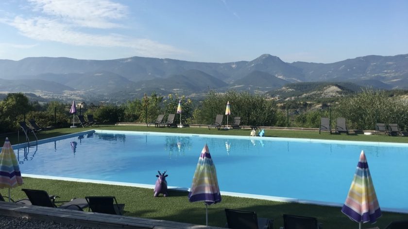 de mooiste campings in de Provence - Camping Les Hauts de Rosans zwembad