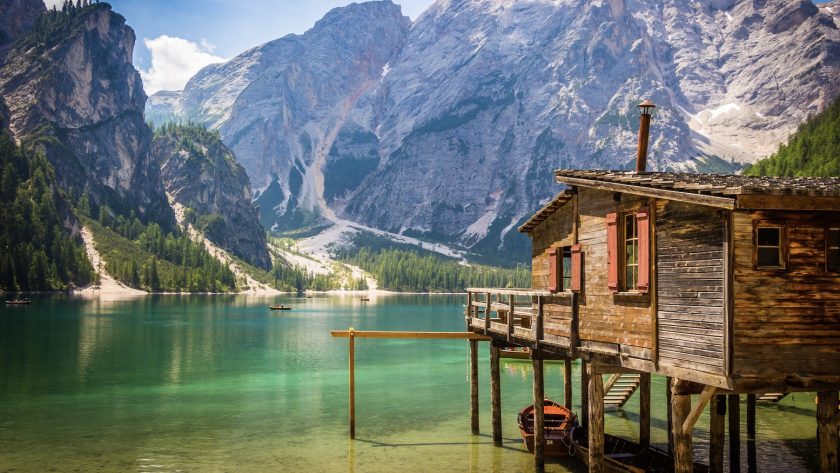 Lago di Braies boathouse Italië