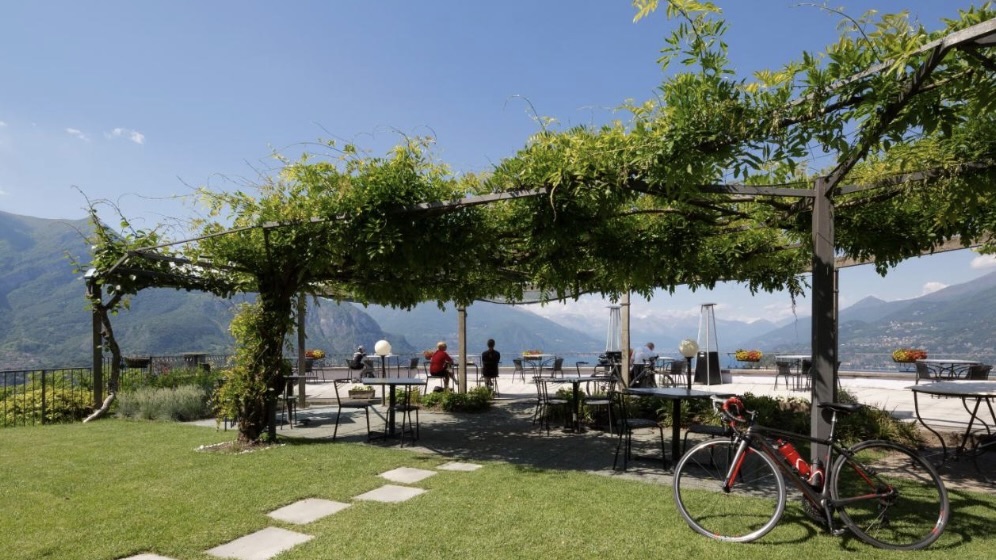 Hotel Il Perlo Panorama Bellagio terras