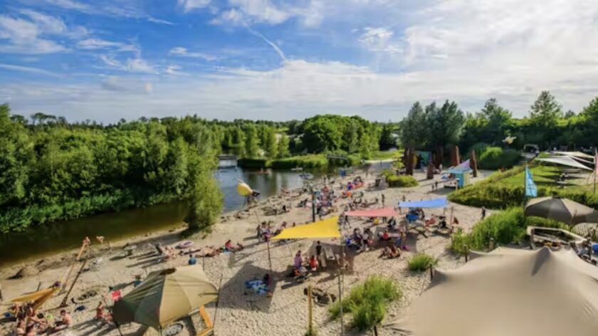 Netl Camping Kallumaan strand zwemmeer