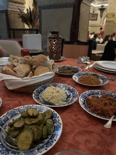 Traditioneel Marokkaans diner