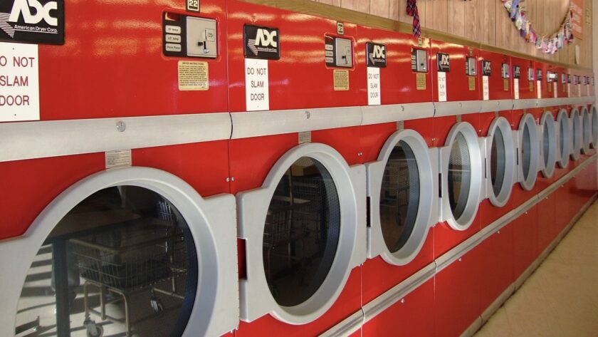 Wasserette wasmachines op een rij