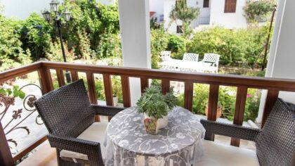 Maria Studios in Kokkari, balkon