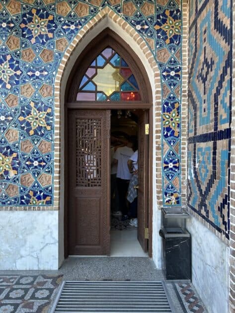 Georgië, Tbilisi, badhuis ingang