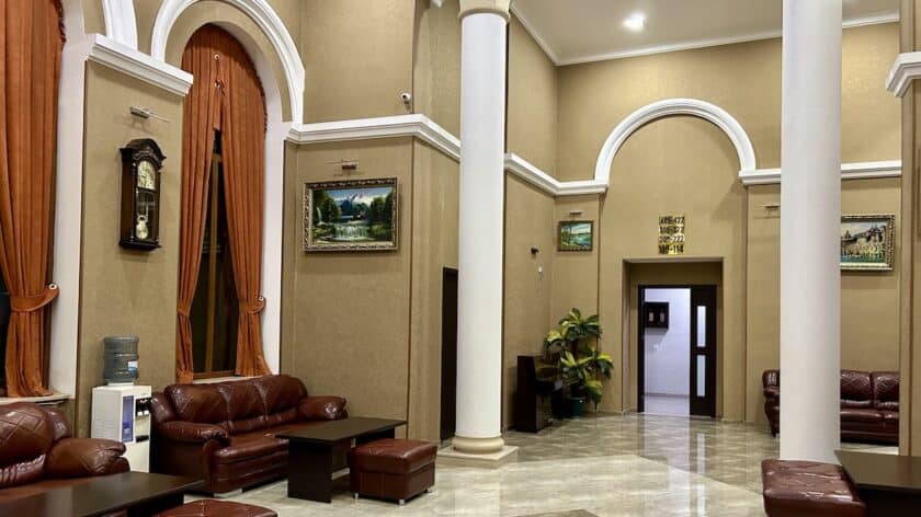 Overnachten in Georgië, Hotel Grand Palace, Akhaltsikhe lobby