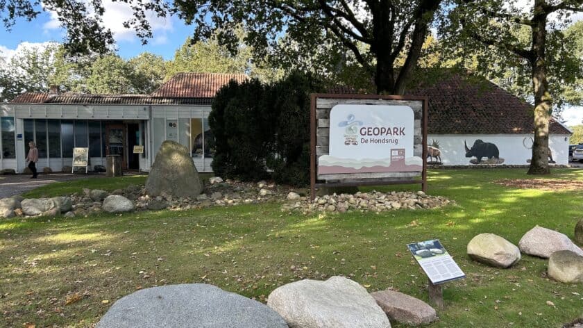 Hunebedcentrum Borger, Geopark de Hondsrug ingang