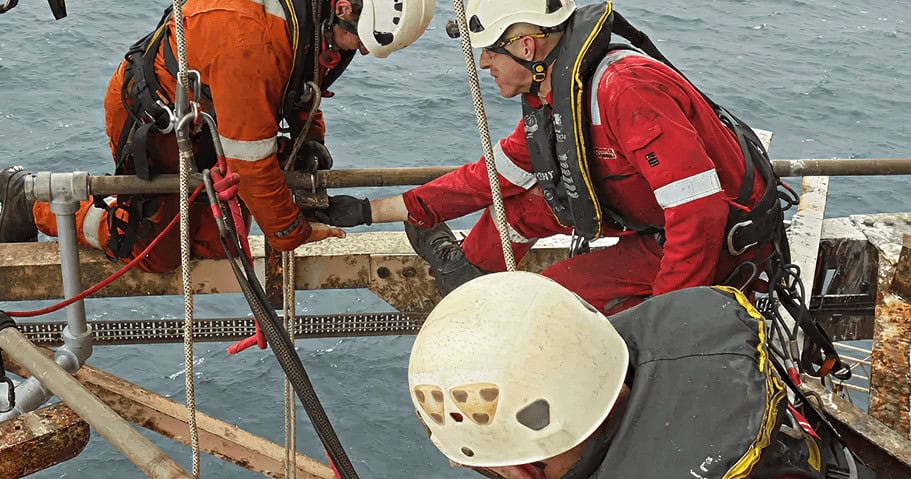 Offshore intervention crew performing maintenance operations