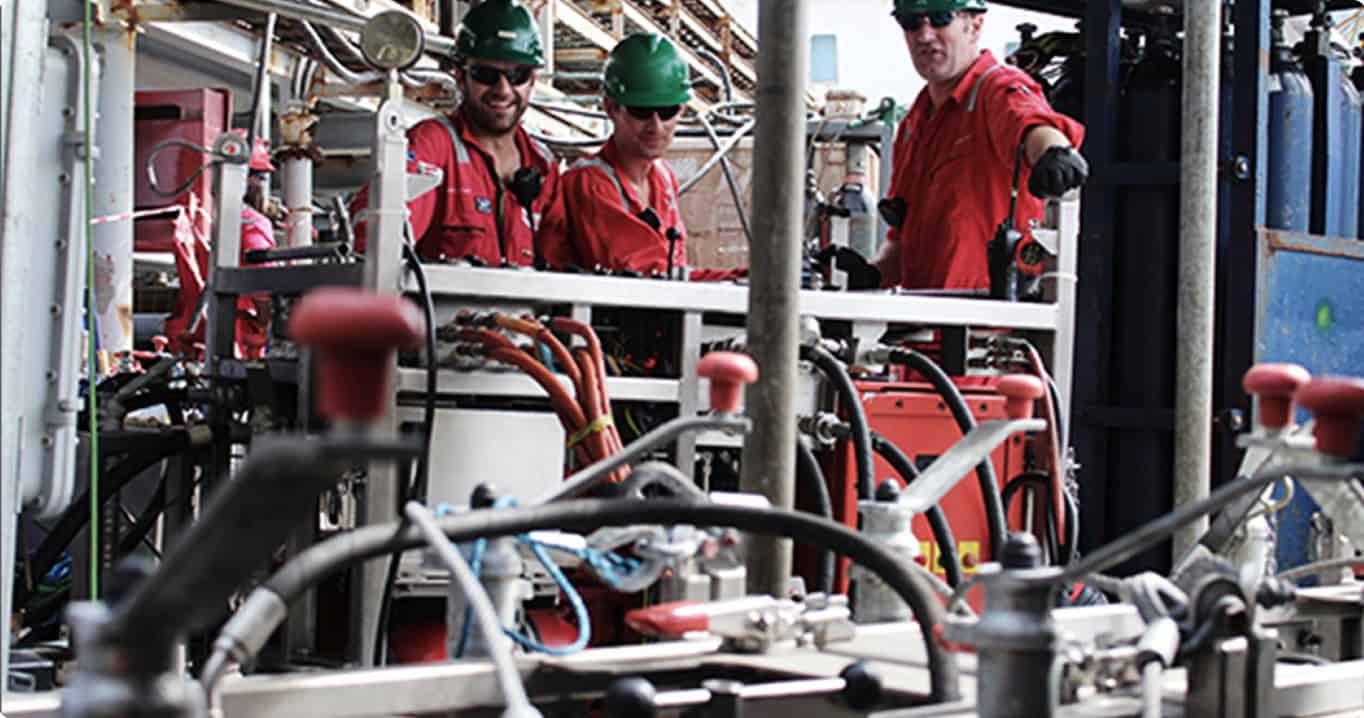 Offshore intervention team performing pipeline remediation operations