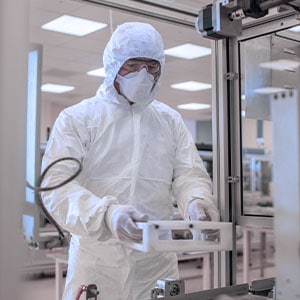 cleanroom worker