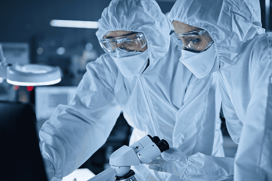 operators in cleanroom