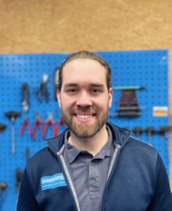 Rad & Tat Tübingen - Service Mitarbeiter Freundlicher Service Mitarbeiter bei Rad & Tat Tübingen.