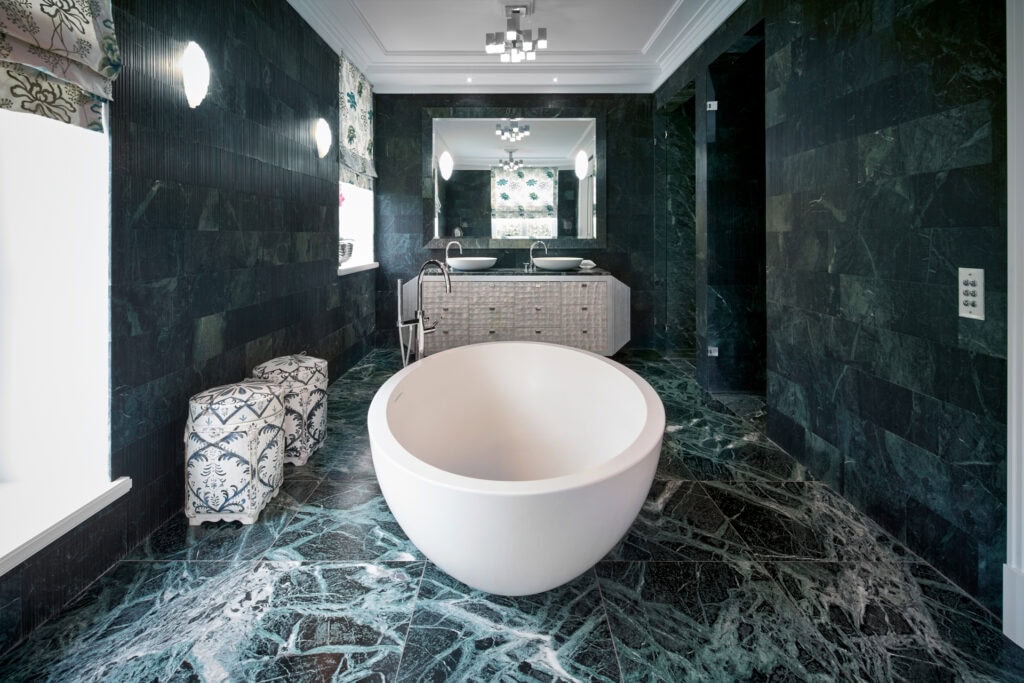 Hauptbadezimmer