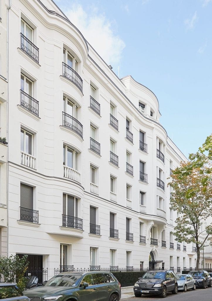 EISENZAHN 1 Berlin-Charlottenburg street view