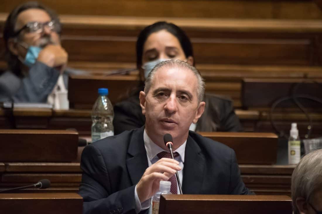 Diputado Elinger reclamó recursos para obras de OSE en Maldonado