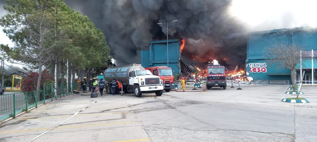 Unos 2000 funcionarios de Punta Shopping podrían acogerse al seguro especial
