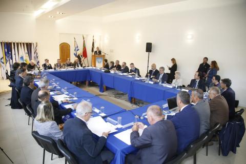 San Carlos recibe por primera vez al Gobierno de Azores