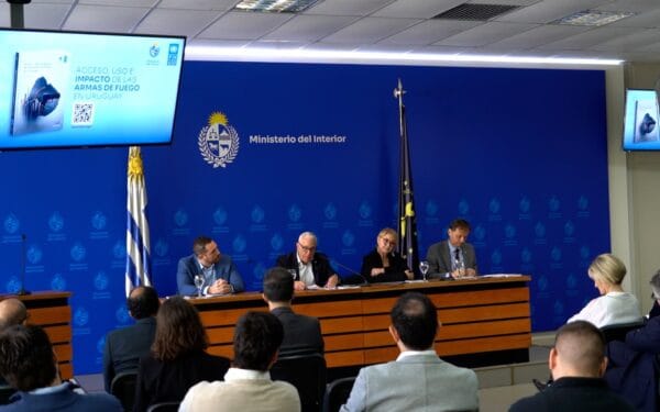Entró en vigencia decreto que refuerza el control de armas en Uruguay