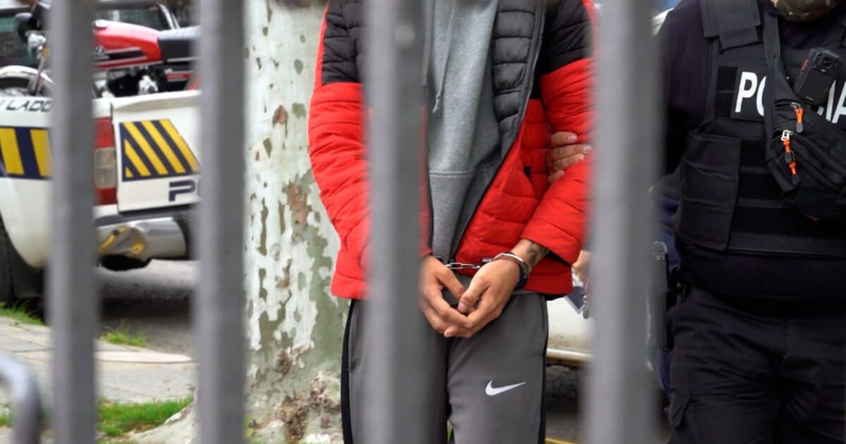 Hurto de cableado en Maldonado: condenas y detenciones policiales