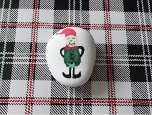 Mom Approved - Christmas rock painting Crafts that your kids will love 8 elfpaintedrock