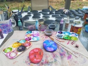 How to Make Easy Stunning Alcohol Ink Art Like A Boss! 10 rocks being painted