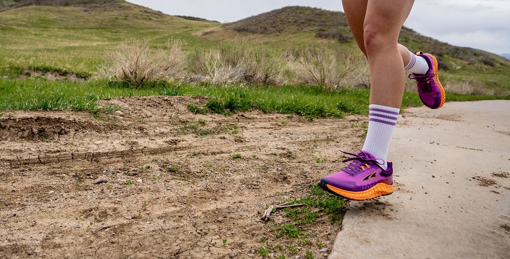 23F_Trail-Road_Outroad2_Womens_Purple-Orange_01085