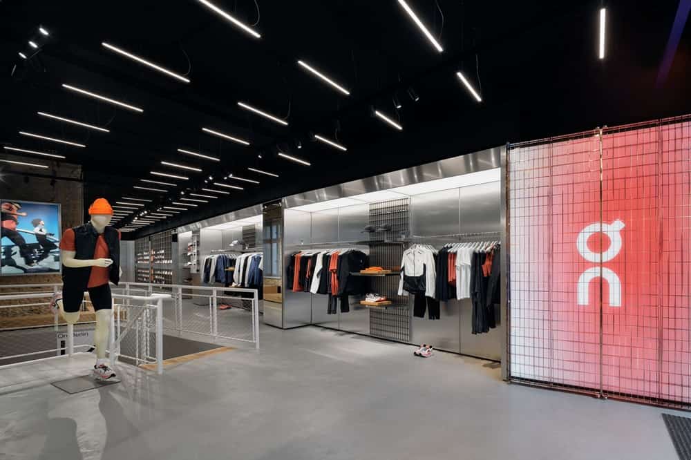 On opens its First Store in Germany